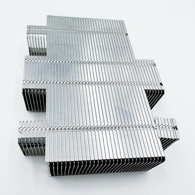 Las piezas que trabajan a máquina modificadas para requisitos particulares del CNC revisten las aletas de aluminio del radiador con cobre para la CPU