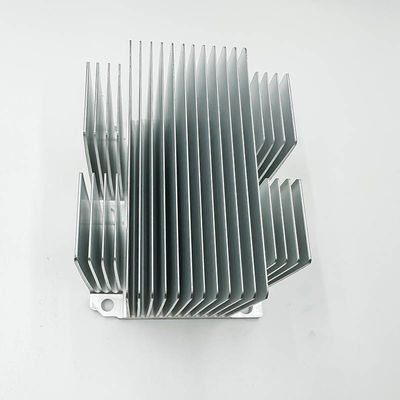 Disipadores de calor de aluminio de encargo de las piezas del CNC que trabajan a máquina para el tránsito del carril