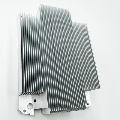 Disipadores de calor de aluminio de encargo de las piezas del CNC que trabajan a máquina para el tránsito del carril