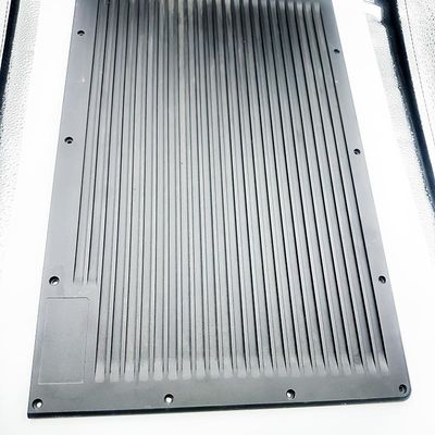 Disipador de calor de aluminio de torneado de la protuberancia de las piezas del CNC que muele que trabaja a máquina para el instrumento de la comunicación