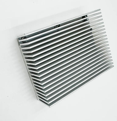 Disipador de calor de aluminio de las piezas de metal del CNC que trabaja a máquina para el inversor fotovoltaico